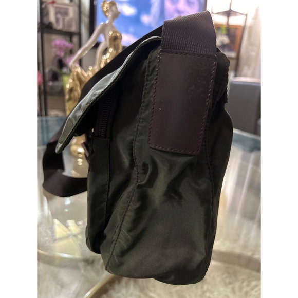 Prada Vela Ebano Messenger bag - Picture 4 of 16